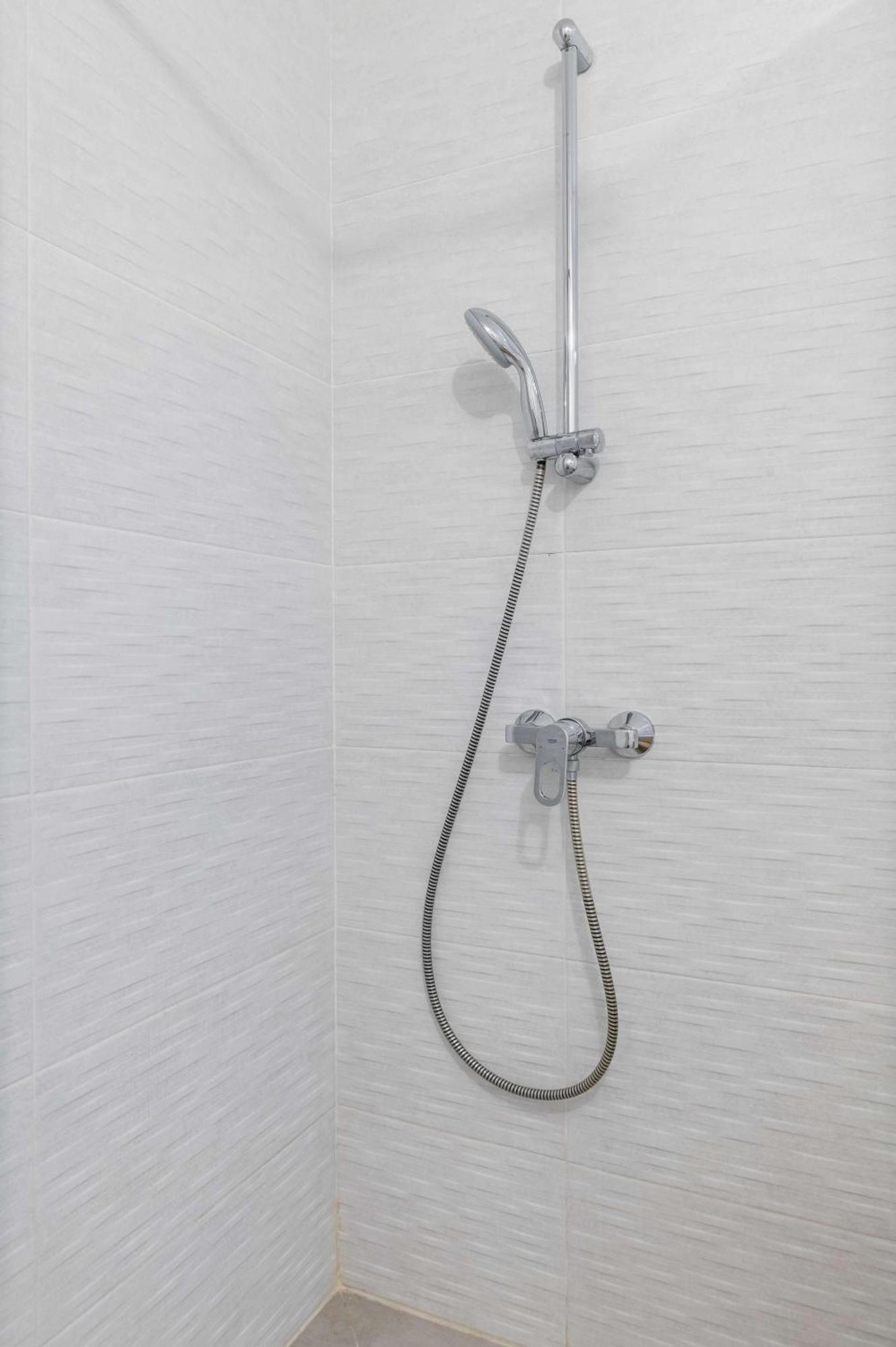 Appartement Lumineux Avec Terrasse Courbevoie - 4P - Flat-Guest Εξωτερικό φωτογραφία