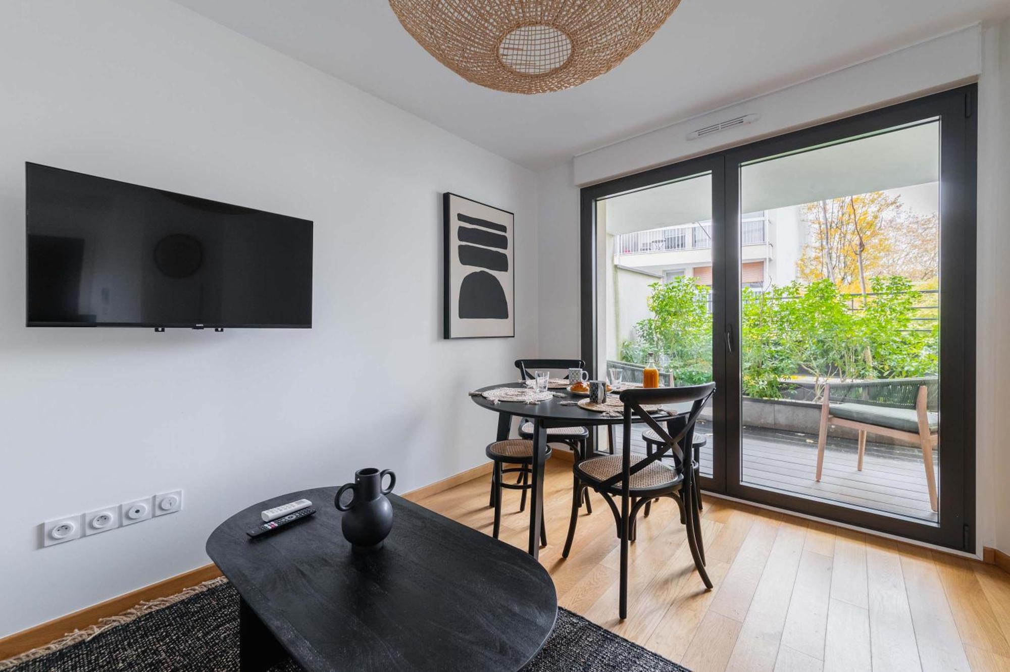 Appartement Lumineux Avec Terrasse Courbevoie - 4P - Flat-Guest Εξωτερικό φωτογραφία