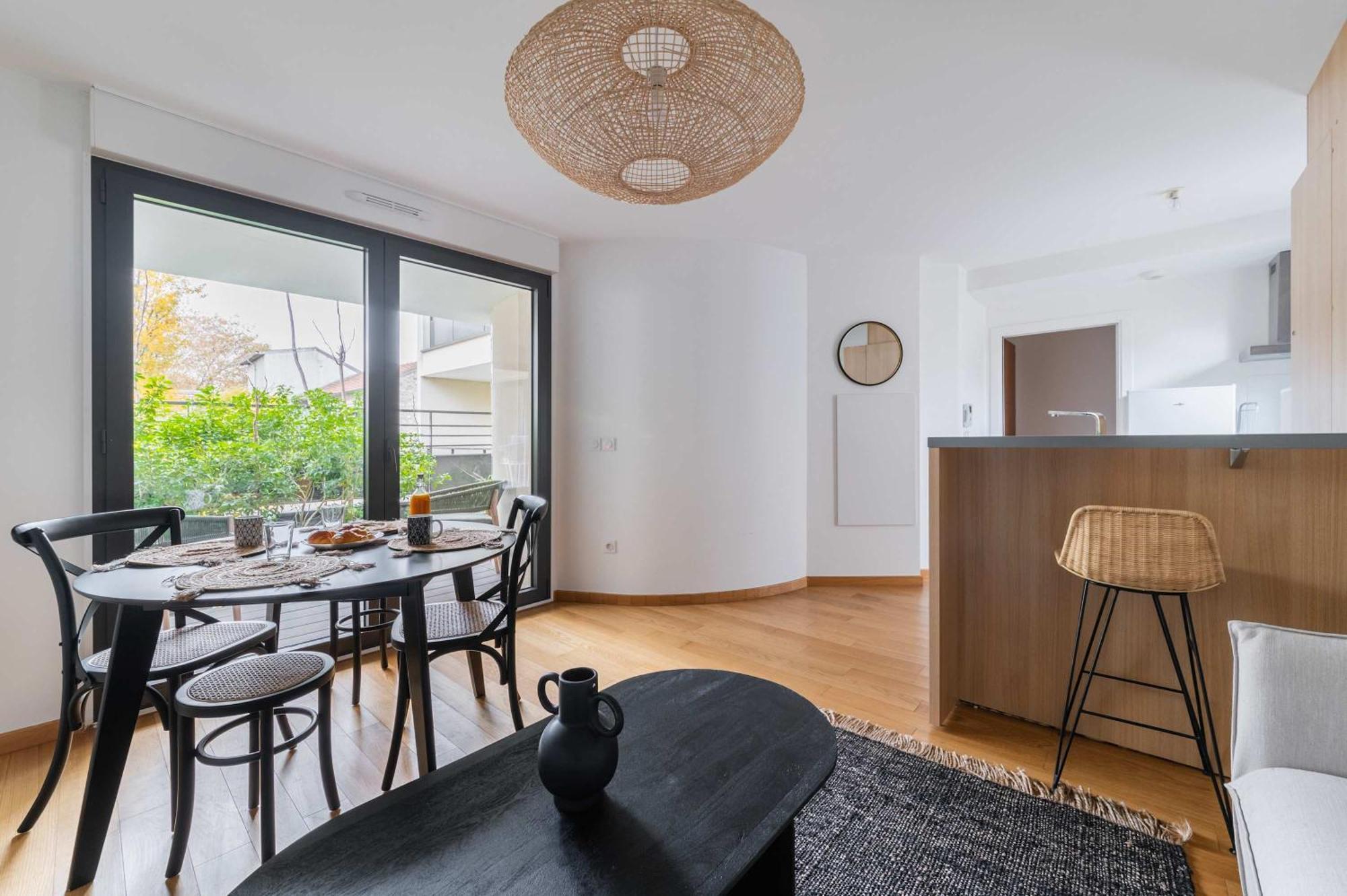 Appartement Lumineux Avec Terrasse Courbevoie - 4P - Flat-Guest Εξωτερικό φωτογραφία
